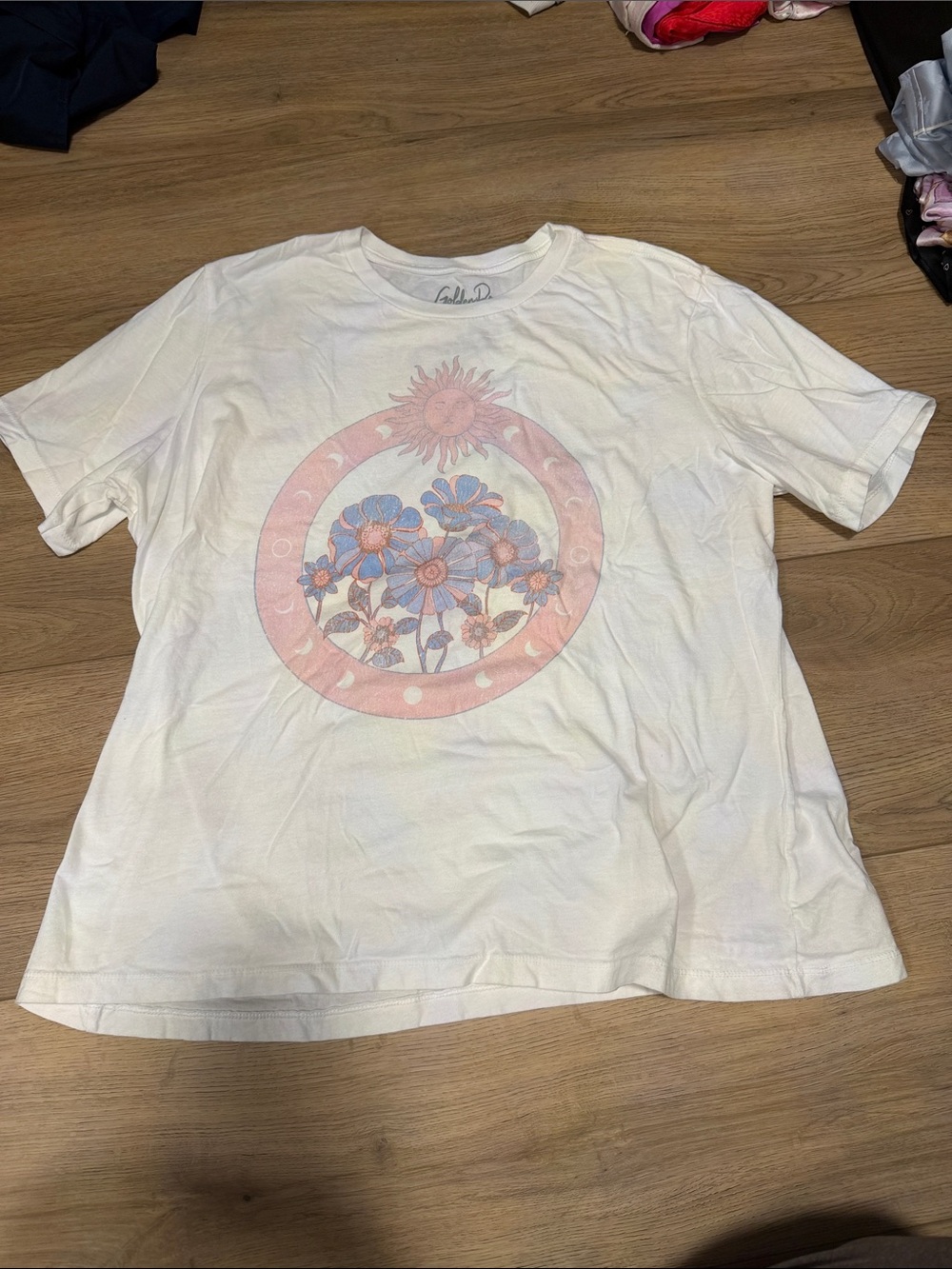 White Short Sleeve Floral Graphic Tee
